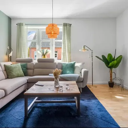 Feriehus North Falster Retreat , Sleeps 8 ,near Køsten, Hesnæs Bregninge