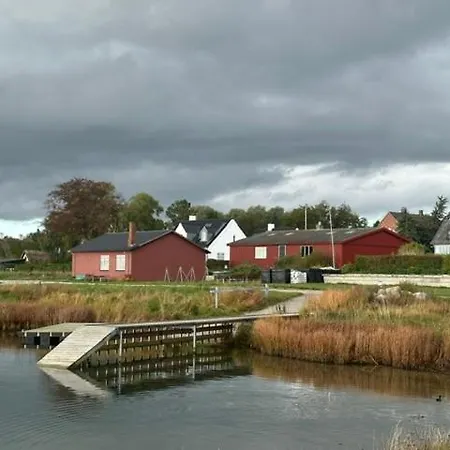 North Falster Retreat , Sleeps 8 ,near Køsten, Hesnæs * Bregninge