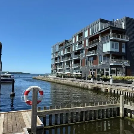 Feriehus North Falster Retreat , Sleeps 8 ,near Køsten, Hesnæs Bregninge