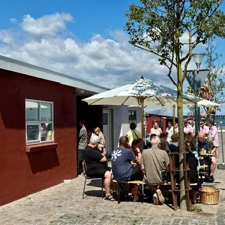 North Falster Retreat , Sleeps 8 ,near Køsten, Hesnæs
